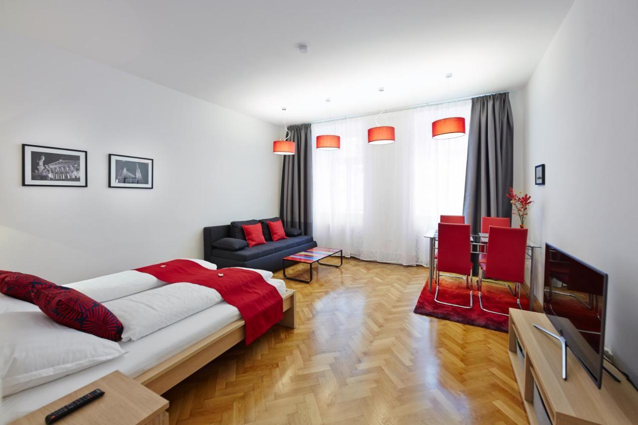 Stadthalle - Familycityapartment Vienna Esterno foto
