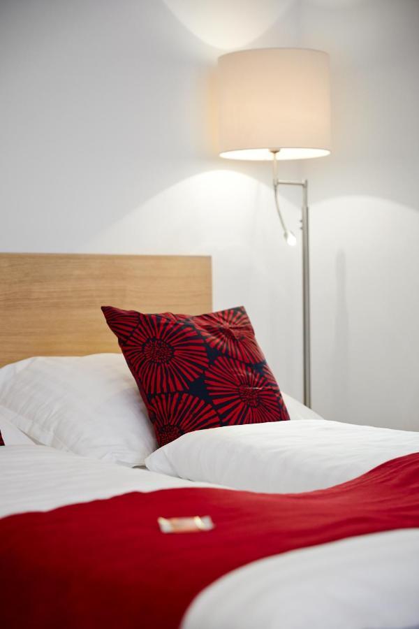 Stadthalle - Familycityapartment Vienna Esterno foto